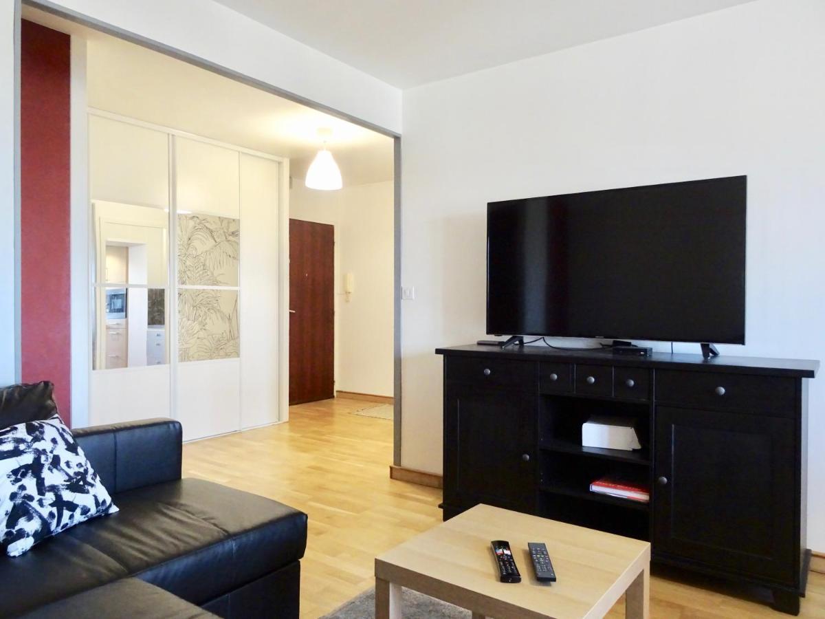 Les Millepertuis Apartamento Les Ulis Exterior foto